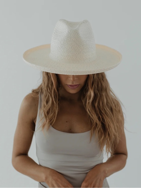 GIGI PIP Accessories - NWT GIGI PIP CARA LOREN PENCIL BRIM STRAW S/M 57